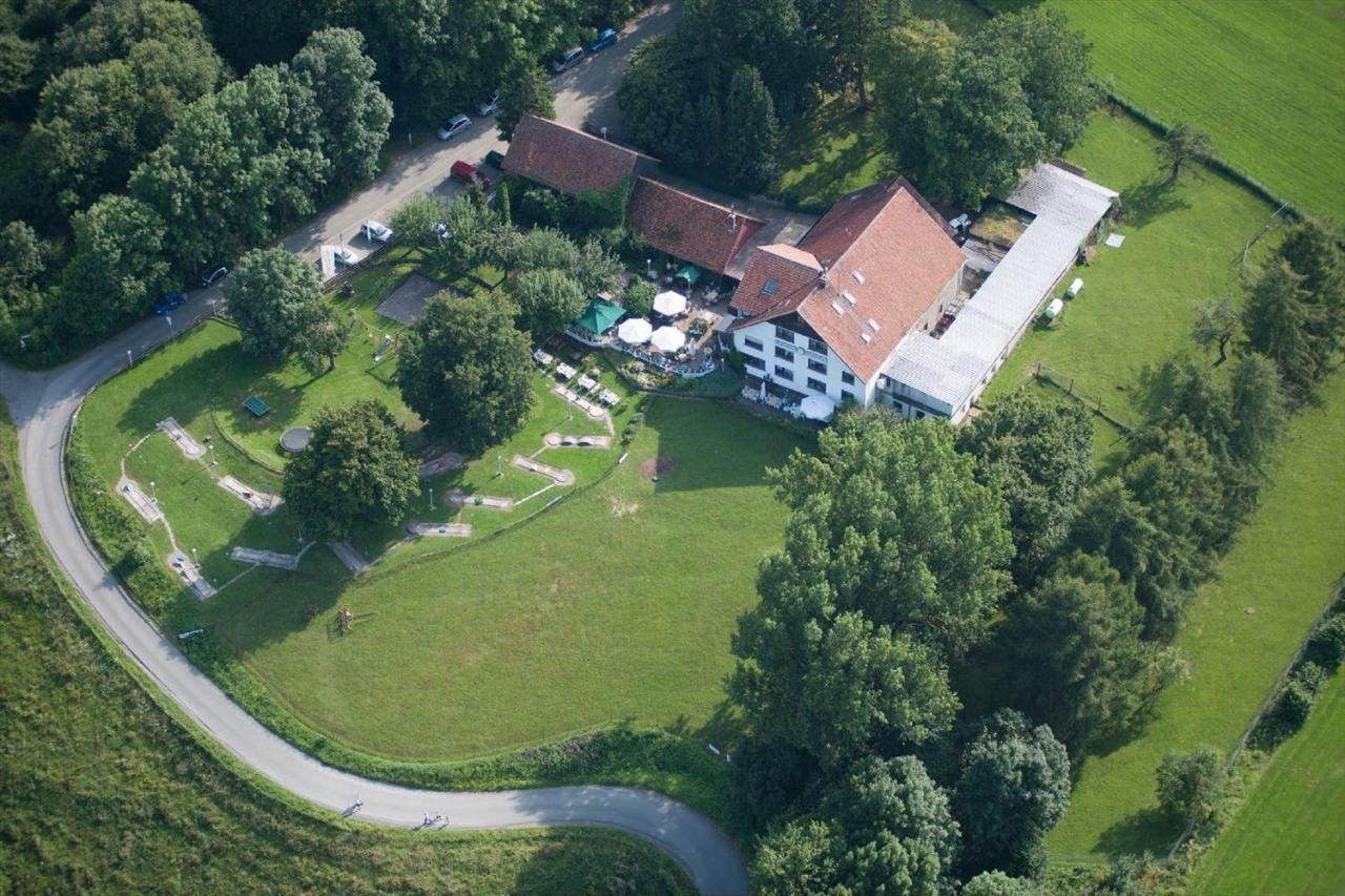 Hotel Kempenhof Lügde Exterior foto